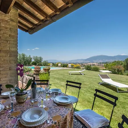 Luxury Villa *